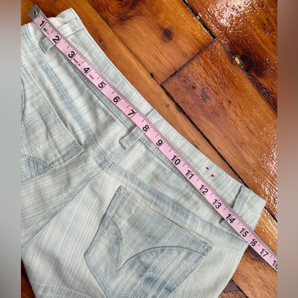 Jean Shorts_Juniors size 3 - Picture 6 of 6